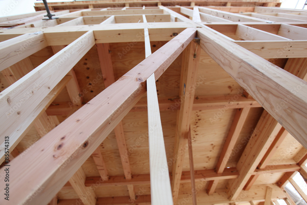 木造2階建て住宅の建築現場　イメージ　木造軸組工法