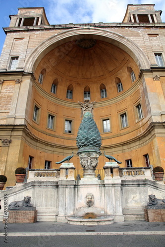 Inner courtyard of the vatican museums