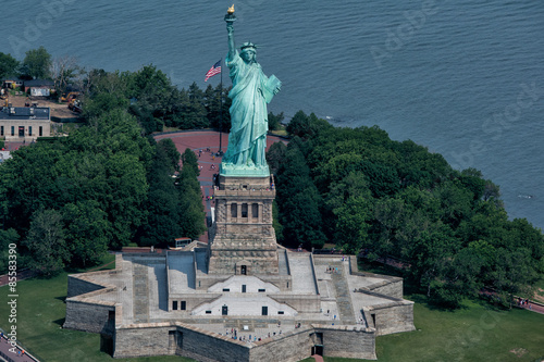 Tablou canvas statue of liberty aerial view
