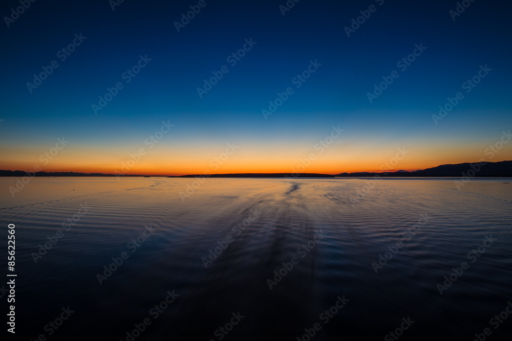 Fototapeta premium Sunset over Alaskan Waters