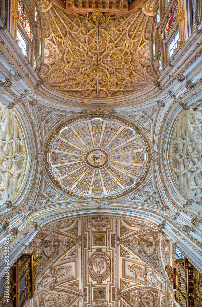 Cordoba - Cupola of Main chapel with the gothic and baroque vault.