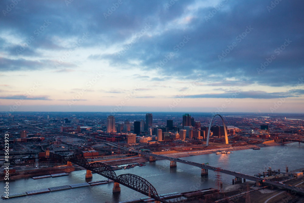 St. Louis Missouri Aerial Skyline Sunrise - obrazy, fototapety, plakaty 