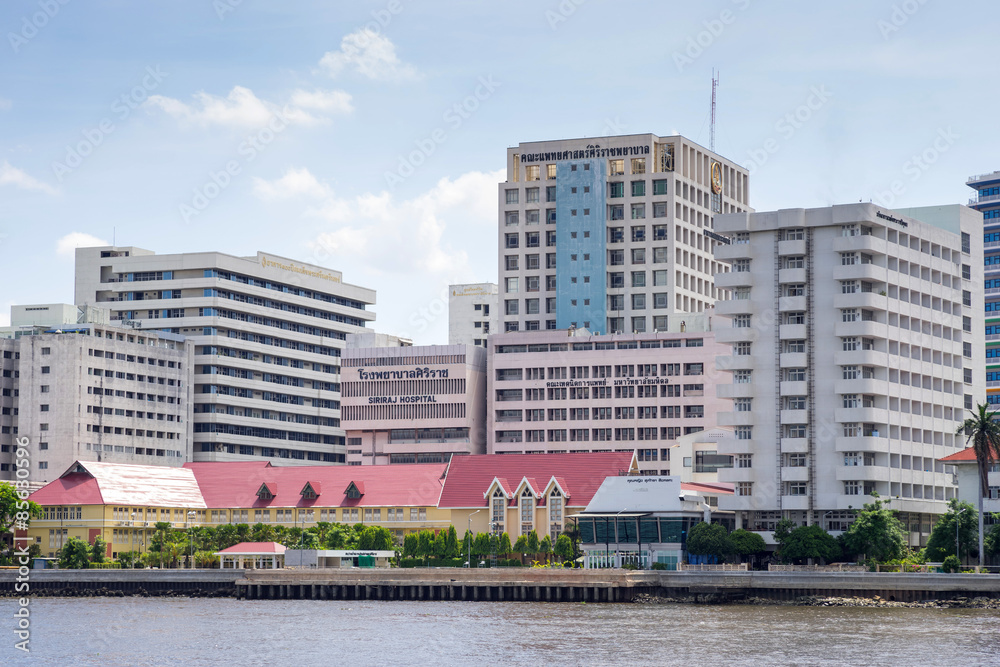 Buildings of Siriraj hospital along river Buildings of Siriraj hospital along river
