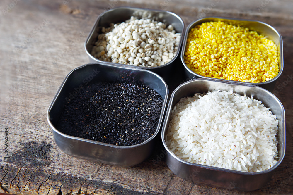 Organic Ingredients, Soybeans, Rice, Job's Tears, and Black Sesame. Organic Ingredients, Soybeans, Rice, Job's Tears, and Black Sesame.