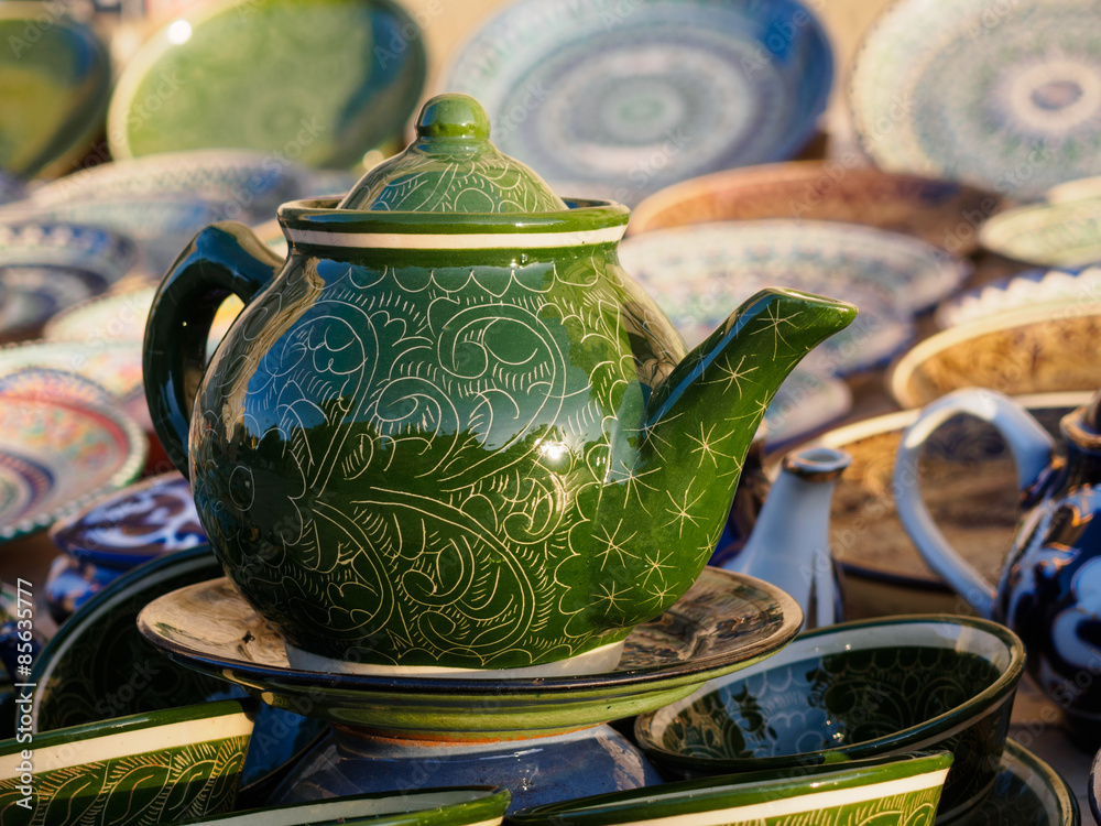 Green ceramic teapot in Bukhara, Uzbekistan Green ceramic teapot in Bukhara, Uzbekistan