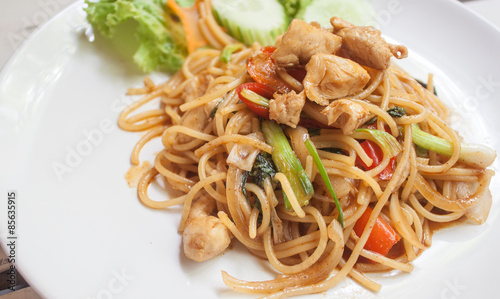spaghetti with Thai-style sauce with Chicken
