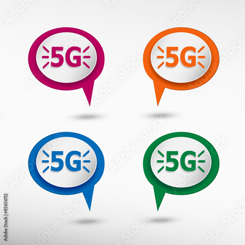 5G sign on colorful chat speech bubbles.