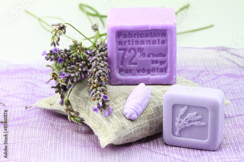 savon de Provence 2015/1