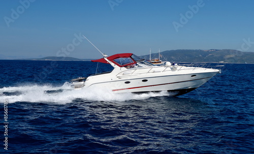 Motor speed boat