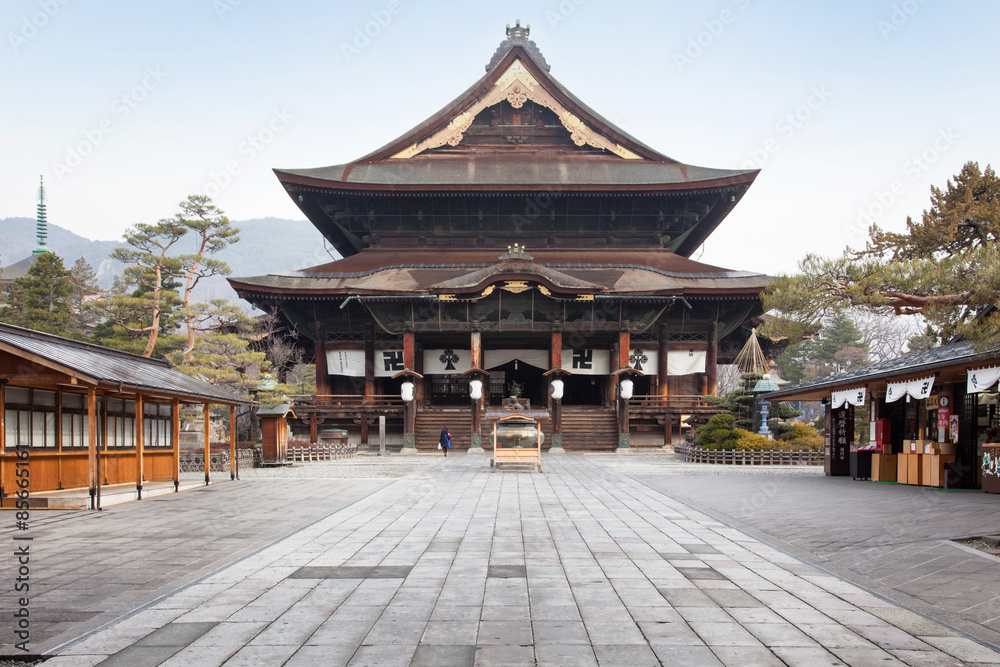 Fototapeta premium 善光寺