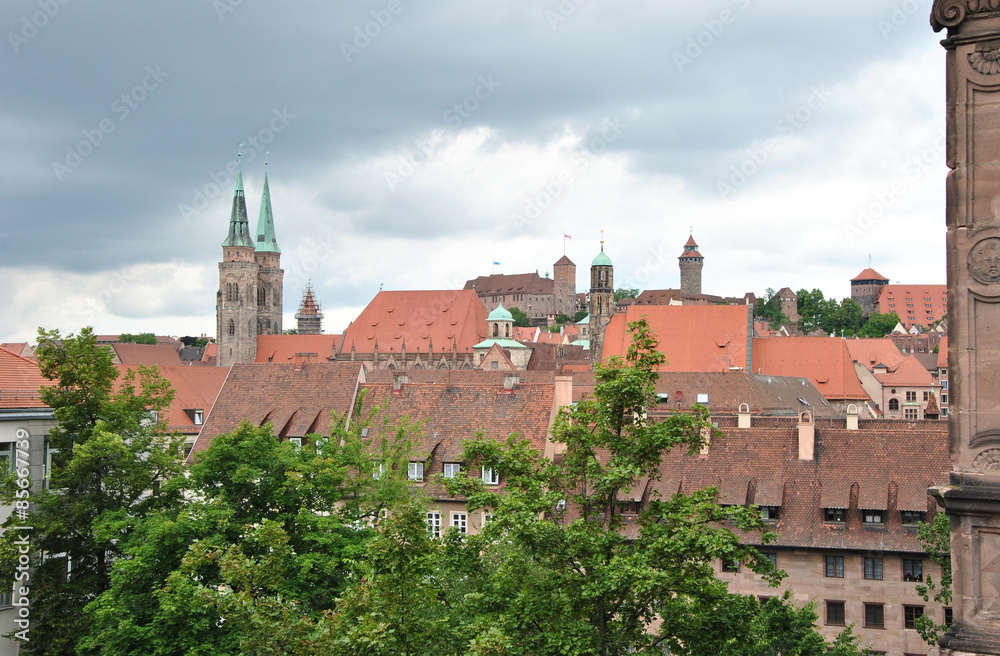 Nürnberg - Blick über Altstadt auf Burg