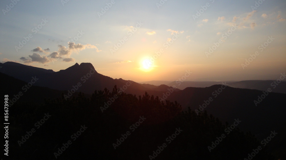 Fototapeta premium zachód słońca nad Tatrami