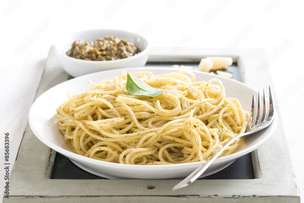 plate of spaghetti with pesto