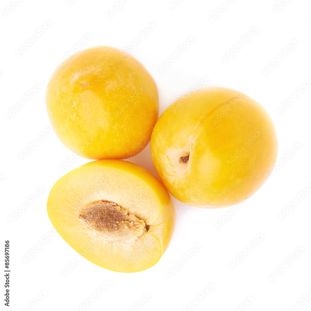 Multiple plums composition