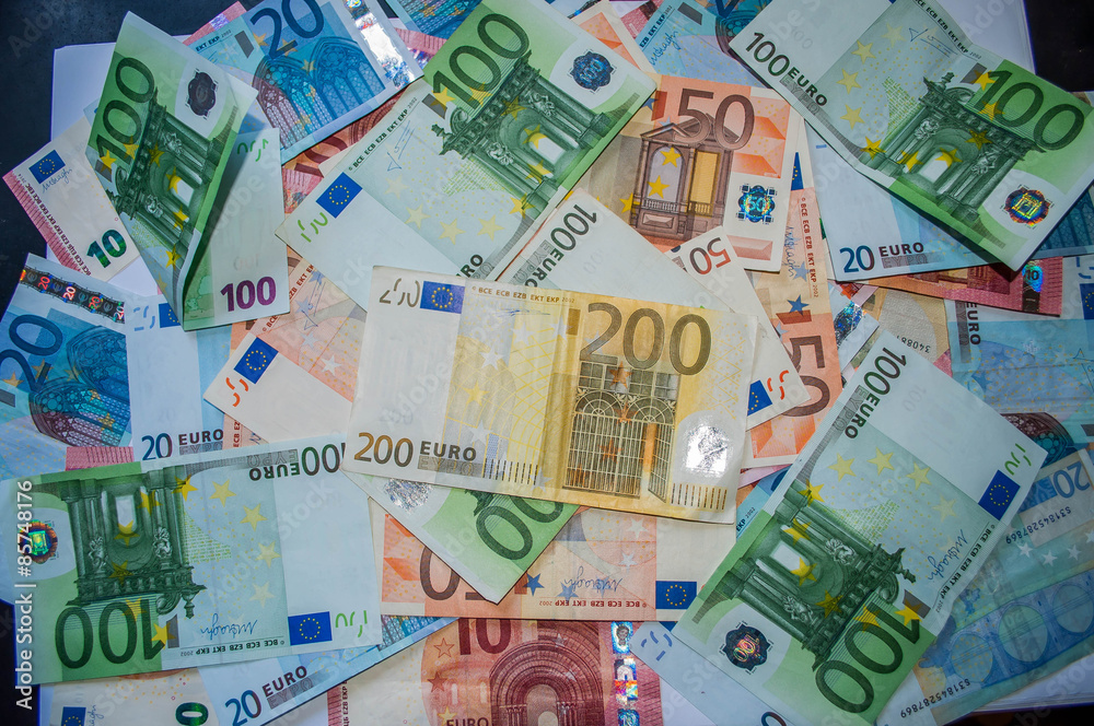 Billets. Billets.