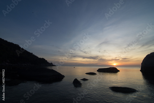 Early morning sunrise over the sea © themorningglory