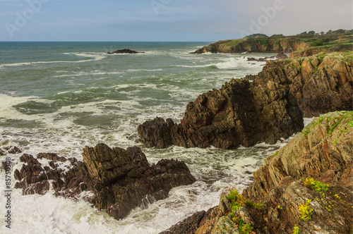 Rochers près du Crique de Porsac’h Finistère Bretagne France photo