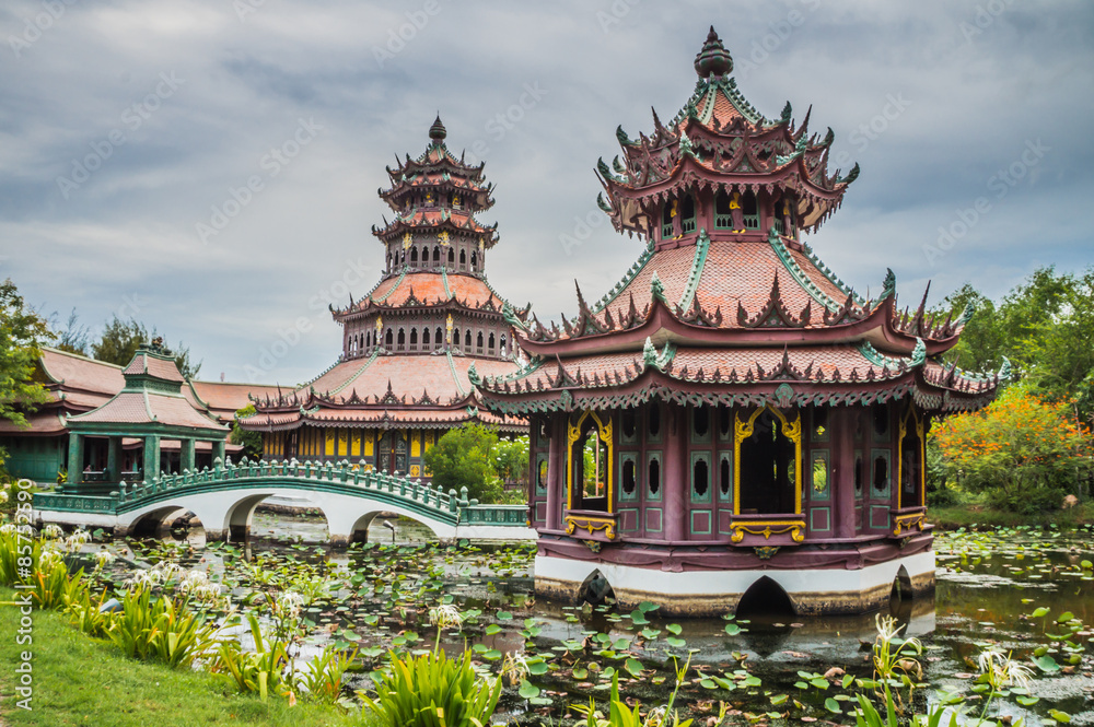 Obraz premium The Phra Kaew Pavilion at ancient city, Samutprakan province, Thailand.