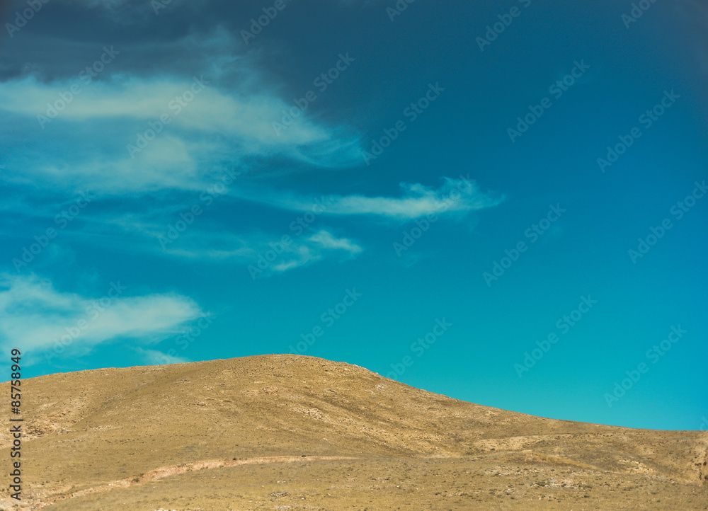 Fototapeta premium the road to the dead sea in Israel