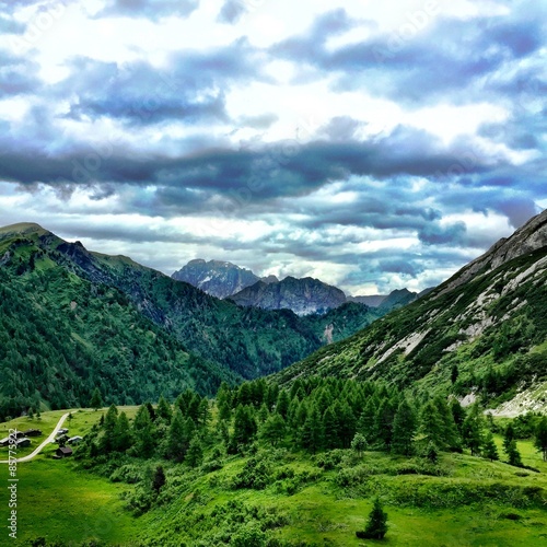 The immensity of Italian' Dolomiti mountains