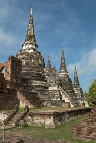 tailandia ayutthaya pagodas vertical