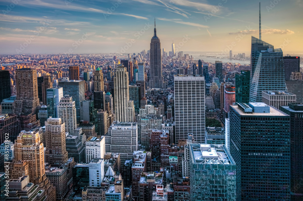 Obraz premium Manhattan Skyline o zmierzchu