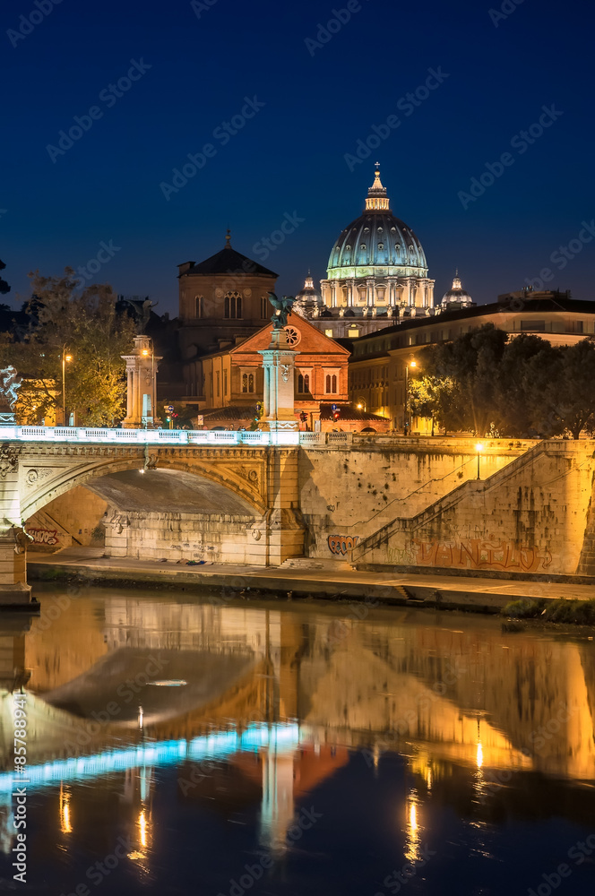 Rome, St. Peter's, night landscape.