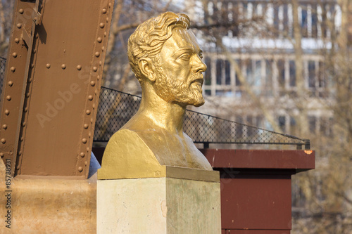 Bild auf Leinwand Bust of Gustave Eiffel