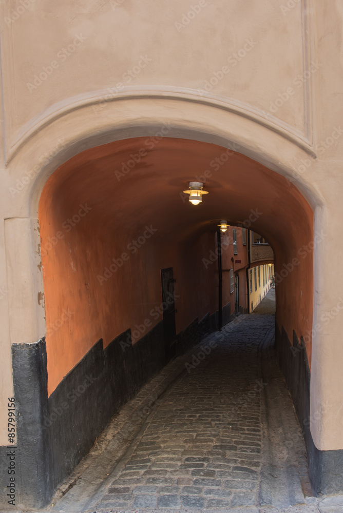 tunnel in the old town
