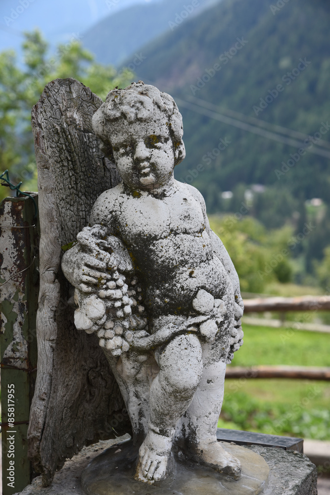 statua giardino di casa giardinaggio 