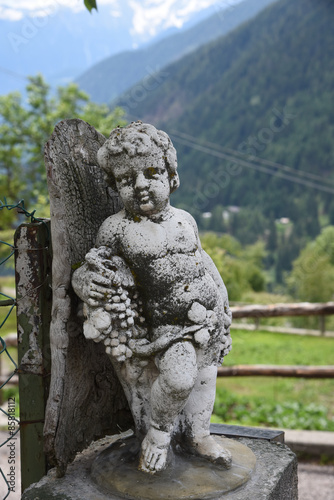 statua giardino di casa giardinaggio  © franzdell