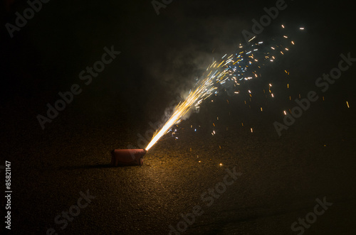 Fuegos artificiales en la noche de San Juan
