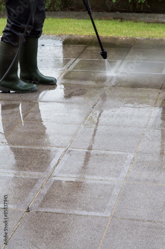 High Pressure Cleaning