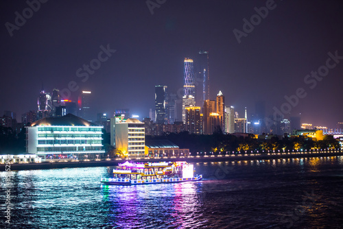 Tableau sur toile Guangzhou CBD buildings and Pearl River night view