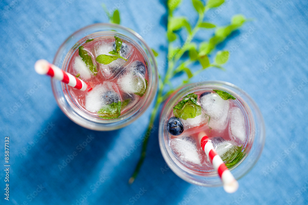 Berry lemonade Berry lemonade