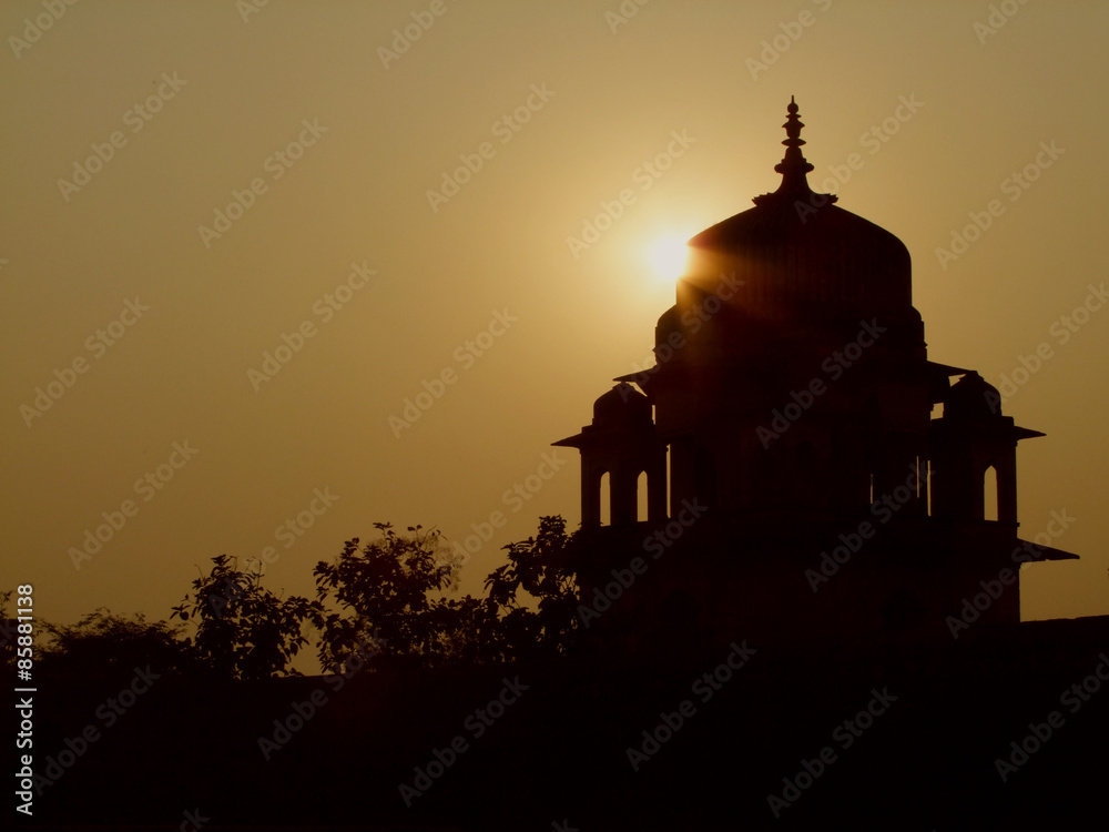 Palais hindou au coucher du soleil
