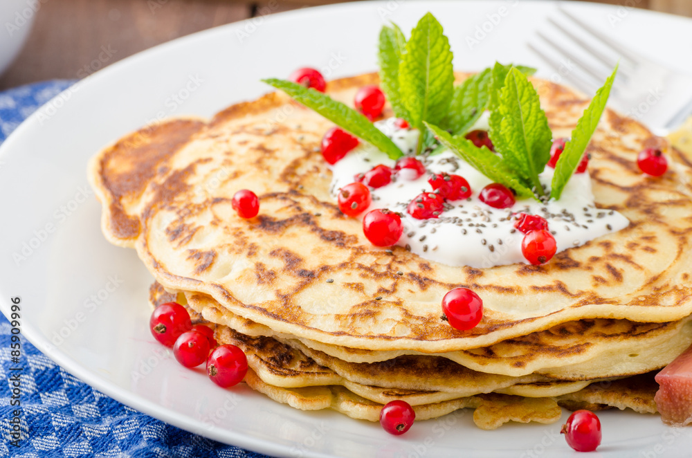 Homemade pancakes with fruit Homemade pancakes with fruit