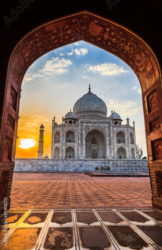 Sunrise at Taj Mahal photo