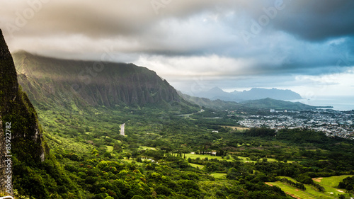 Dramatic landscape of Nuuanu Pali, Oahu, Hawaii