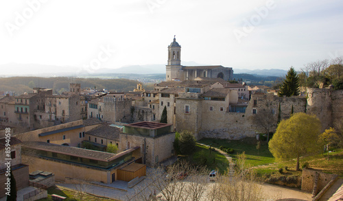 Catedral de Gerona vista desde la muralla.