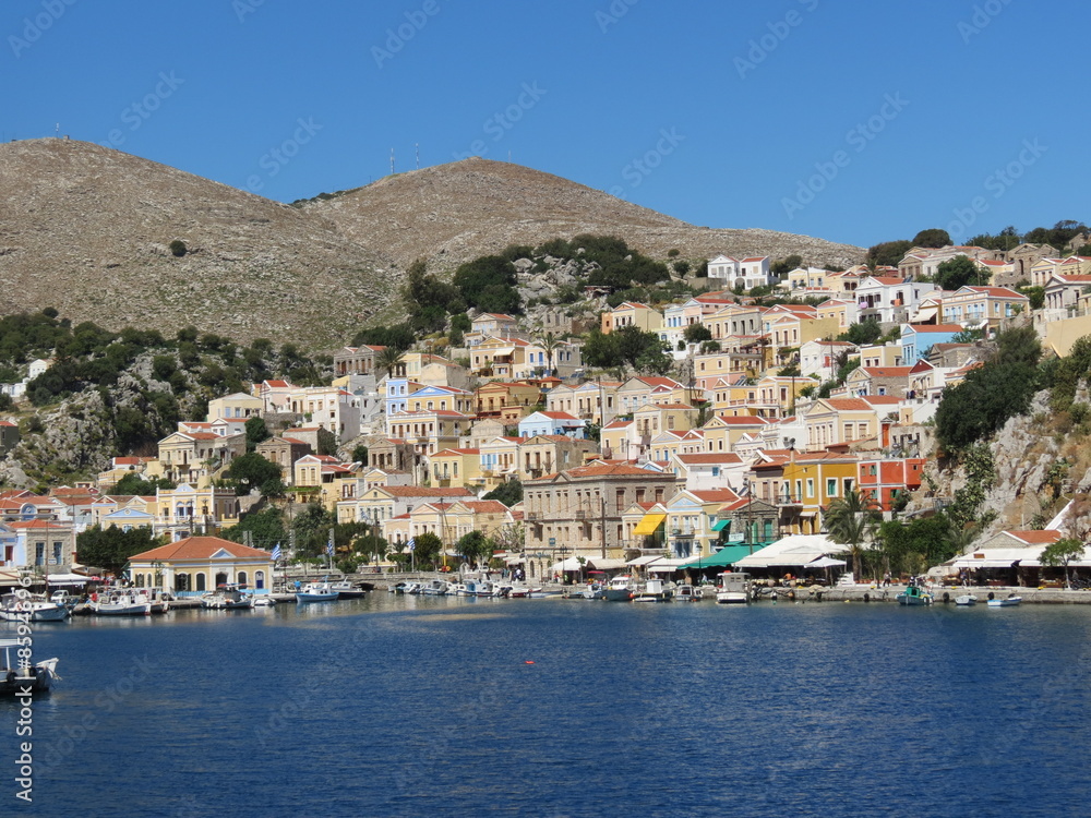 Grèce - Symi et son port touristique