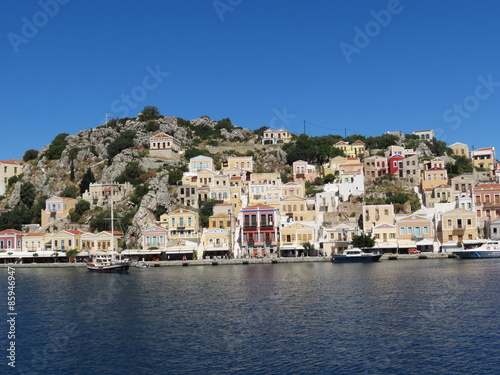 Grèce - Ile de Symi - Le Port et ses maisons typiques