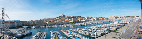 Fototapeta Naklejka Na Ścianę i Meble -  Panorama - Le Vieux Port De Marseille
