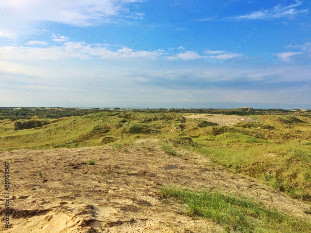 Landschaft mit grünen Hügeln im Norden von Europa