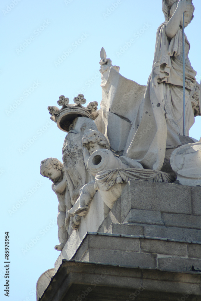 Obraz premium Estatua de Puente Toledo