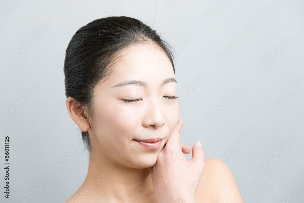 肌の綺麗な女性 肌の綺麗な女性