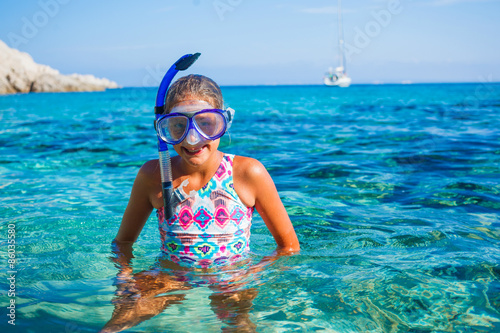 Girl snorkeling © Max Topchii