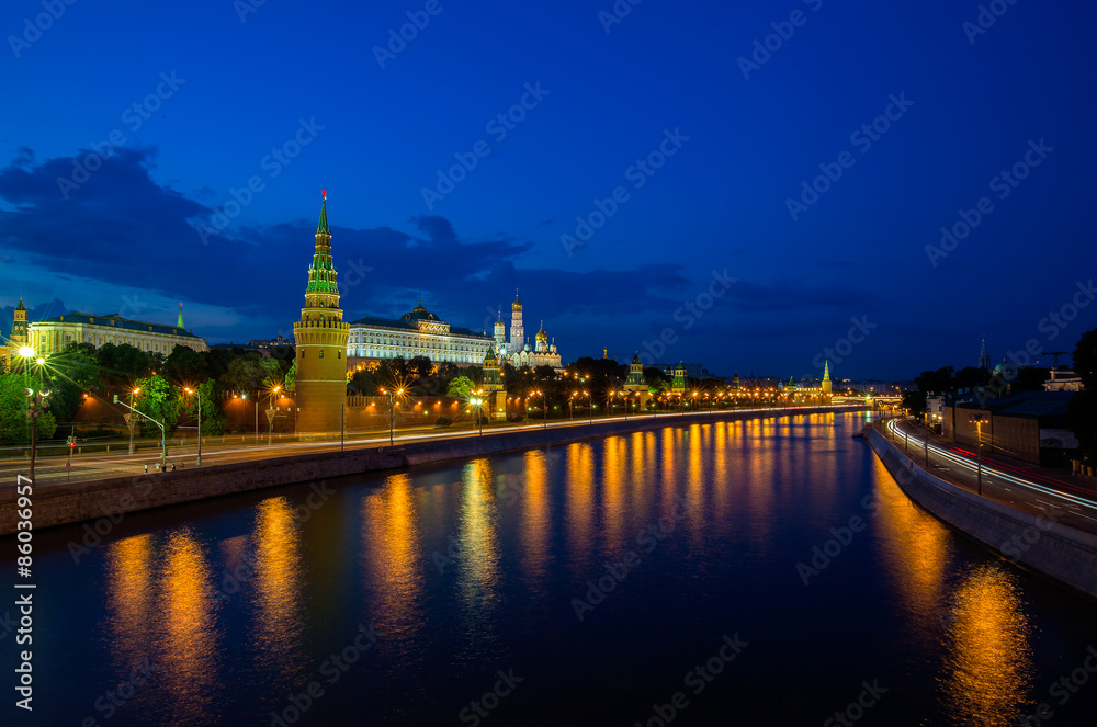 Obraz premium Московский Кремль ночью