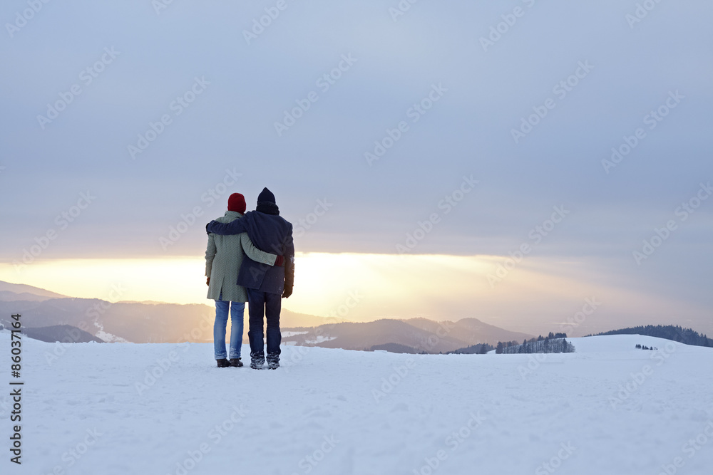 Mann Frau Winter Untergang Sonne