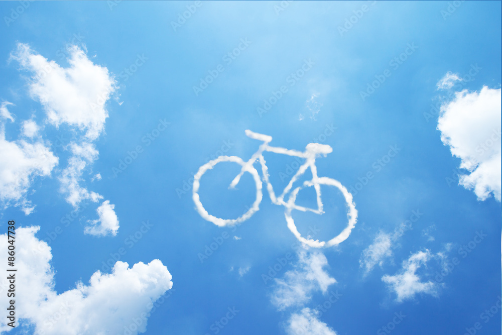 Obraz premium Clouds shaped like a bicycle.